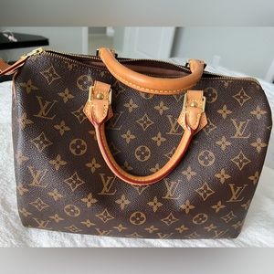 Louis Vuitton Speedy 30
